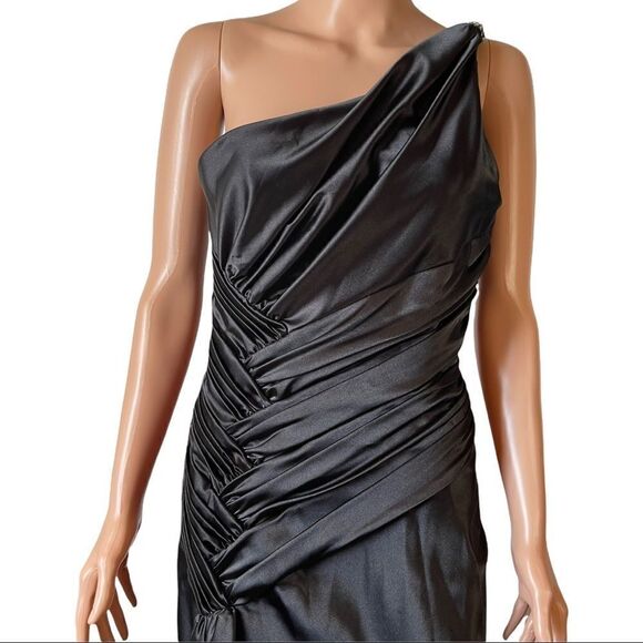 Cinderella Design Studded One Shoulder Black Long Gown MEDIUM - Picture 5 of 16